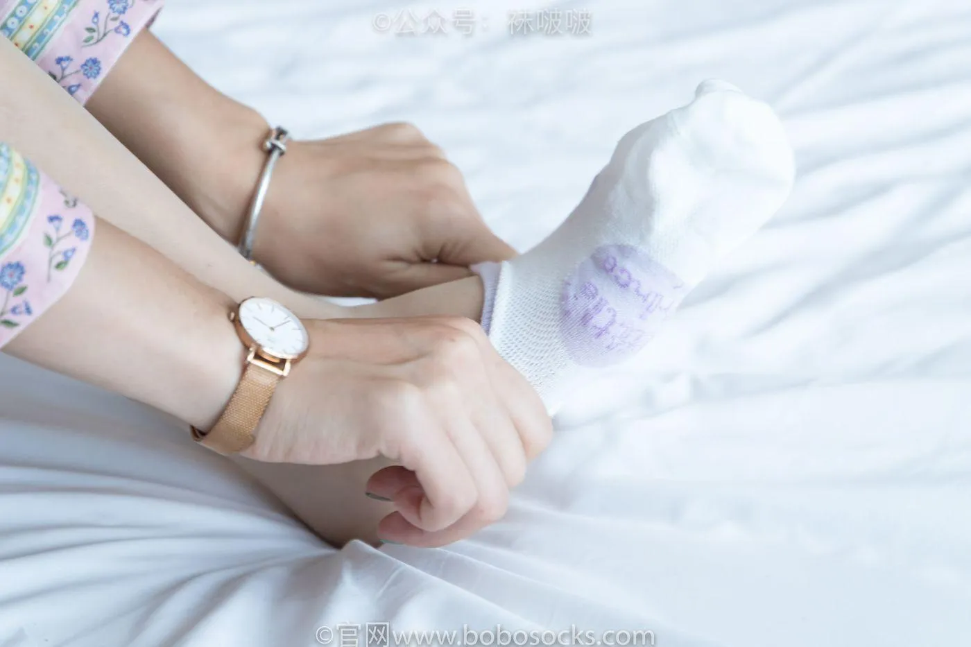 [BoBoSocks袜啵啵]NO.008 涵涵-帆布鞋、白色短棉袜、肉丝 [139P]插图3